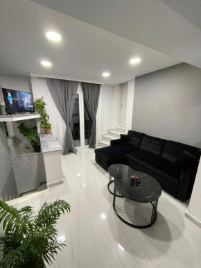 Eva'sLuxHouses